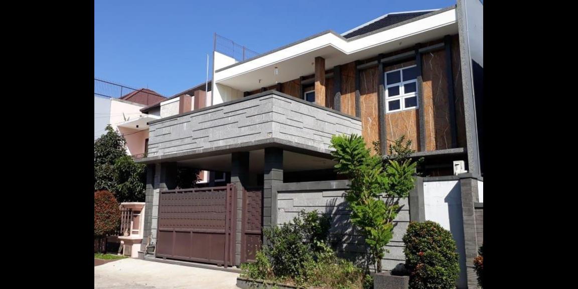 Jual Rumah Mewah Minimalis di Komplek Kurdi Regency Bandung Jual Rumah Mewah Minimalis di Komplek Kurdi Regency Bandung