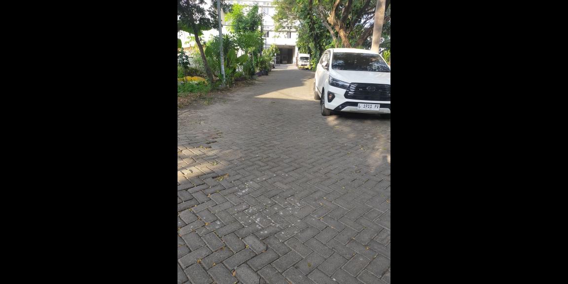 Rumah Minimalis Modern Lokasi Strategis di Kertomenanggal Gayungan Surabaya Selatan Rumah Minimalis Modern Lokasi Strategis di Kertomenanggal Gayungan Surabaya Selatan