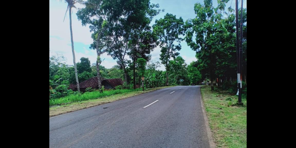 Dijual Tanah 677m² Tepi Jl Raya Mojogedang-Karangpandan Karanganyar Dijual Tanah 677m² Tepi Jl Raya Mojogedang-Karangpandan Karanganyar