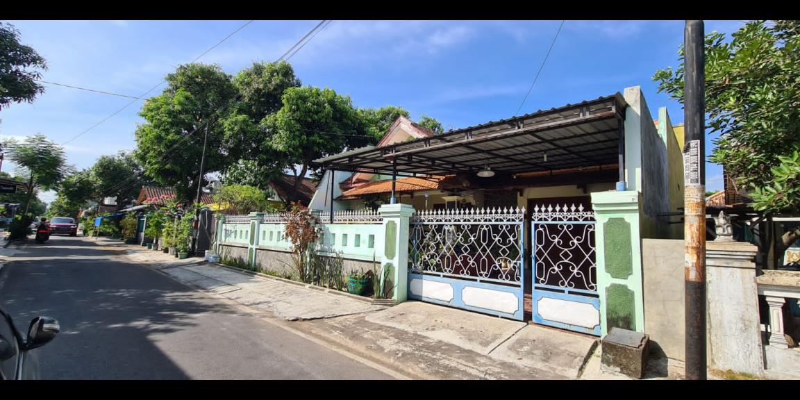 Rumah Siap Huni Kawasan Bisnis 305m2 Karanganyar Kota Rumah Siap Huni Kawasan Bisnis 305m2 Karanganyar Kota