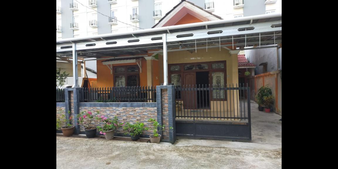 Rumah Perdana, Gg. Majid, Pontianak, Kalimantan Barat Rumah Perdana, Gg. Majid, Pontianak, Kalimantan Barat