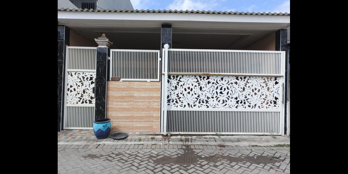 Rumah Murah Siap Huni di Perumahan Sentra Point Gunung Anyar Rungkut Rumah Murah Siap Huni di Perumahan Sentra Point Gunung Anyar Rungkut