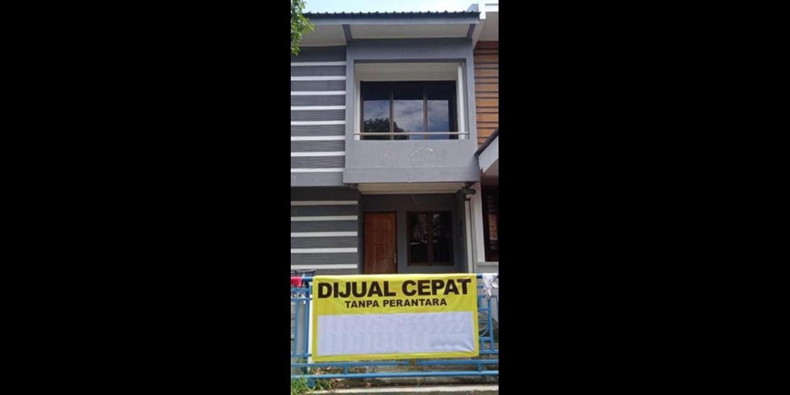 Jual Rumah Kosong Bagus di Komplek Taman Puspa Raya Jual Rumah Kosong Bagus di Komplek Taman Puspa Raya