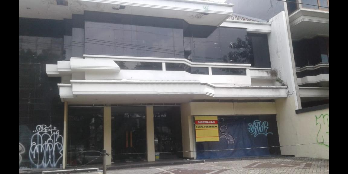 Sewa Rumah Tempat Usaha Kosong di Mayjen HR Muhammad Strategis Sewa Rumah Tempat Usaha Kosong di Mayjen HR Muhammad Strategis
