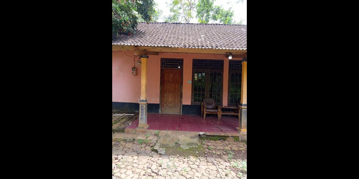 Tanah 1015m² Bonus 2 Rumah Mojogedang Karanganyar Tanah 1015m² Bonus 2 Rumah Mojogedang Karanganyar