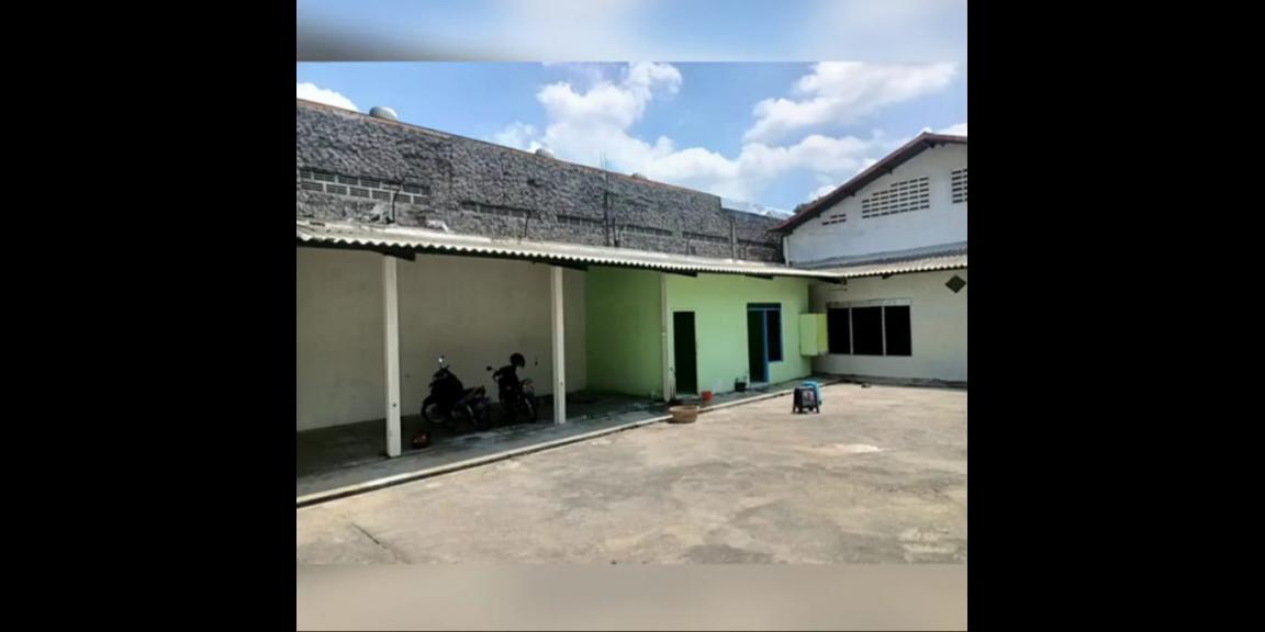 Gudang Kawasan Bisnis Strategis Karanganyar Kota Gudang Kawasan Bisnis Strategis Karanganyar Kota