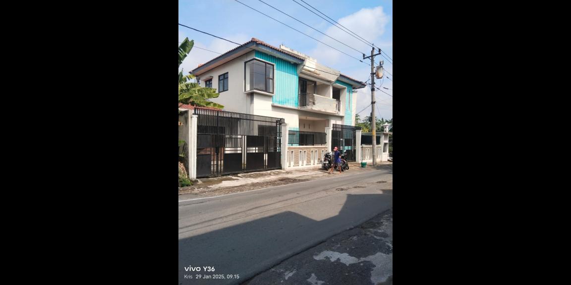 Rumah Strategis 2 Lantai Siap Buka Usaha Karanganyar Rumah Strategis 2 Lantai Siap Buka Usaha Karanganyar