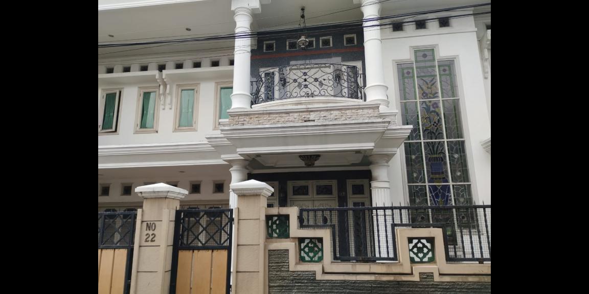 Dijual Rumah 2 Lantai di Kebon Jeruk, Jakarta Barat Dijual Rumah 2 Lantai di Kebon Jeruk, Jakarta Barat