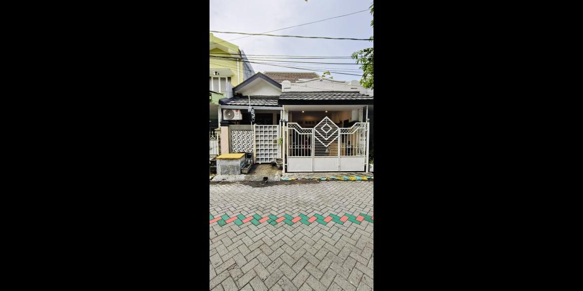 Dijual Rumah Murah Semi Furnished Siap huni di Perumahan Babatan Pilang Wiyung Surabaya Dijual Rumah Murah Semi Furnished Siap huni di Perumahan Babatan Pilang Wiyung Surabaya