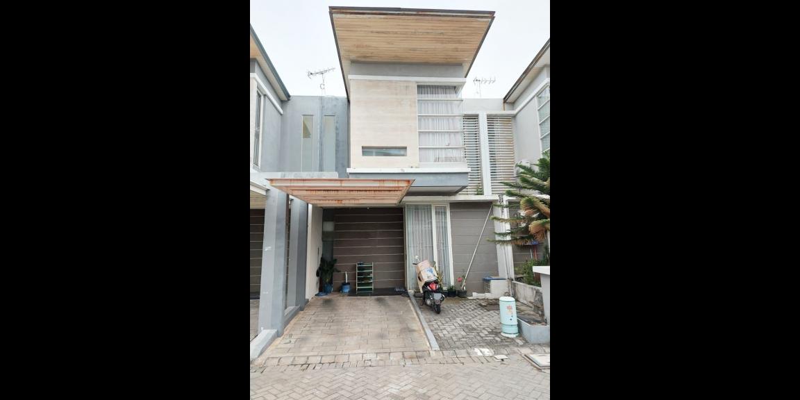 Jual Rumah Minimalis Kawasan Perumahan Royal Park Gunung Anyar Jual Rumah Minimalis Kawasan Perumahan Royal Park Gunung Anyar