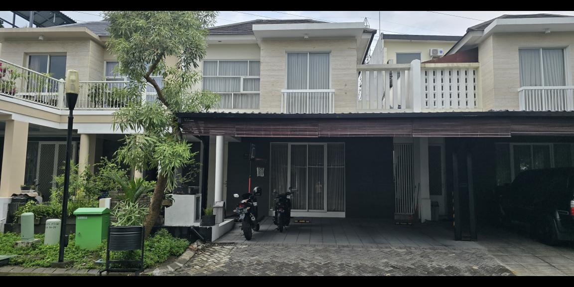 Dijual cepat Rumah Semi Furnish di Perumahan Royal Residence Wiyung Surabaya Dijual cepat Rumah Semi Furnish di Perumahan Royal Residence Wiyung Surabaya