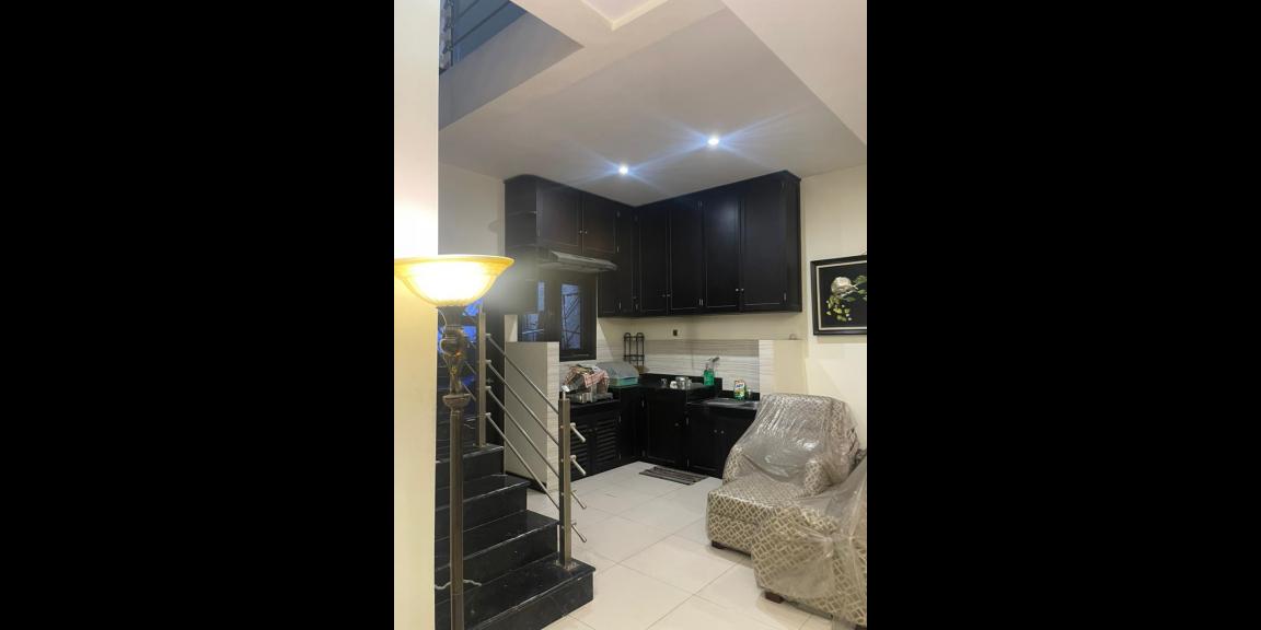 !!!JUAL CEPAT!!! Rumah Istimewa Nol Jalan Raya Semi Furnished Siap Huni Lokasi Karah Jambangan Surabaya Selatan !!!JUAL CEPAT!!! Rumah Istimewa Nol Jalan Raya Semi Furnished Siap Huni Lokasi Karah Jambangan Surabaya Selatan