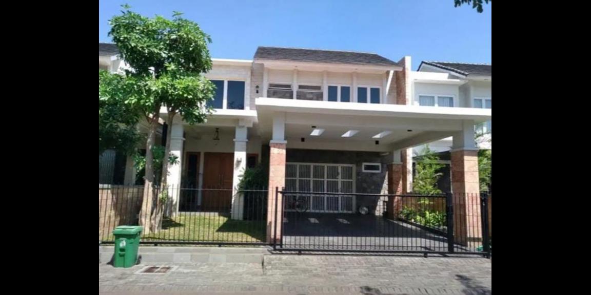 Rumah Mewah Minimalis di Perumahan The Gayungsari Surabaya Rumah Mewah Minimalis di Perumahan The Gayungsari Surabaya