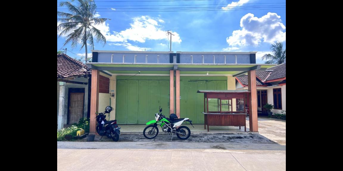 Rumah Ruko 400m² Strategis Tepi Jl Karangpandan Rumah Ruko 400m² Strategis Tepi Jl Karangpandan