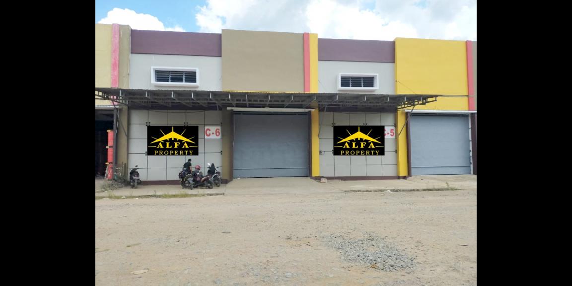 Gudang Prima Lestari, Pontianak, Kalimantan Barat Gudang Prima Lestari, Pontianak, Kalimantan Barat