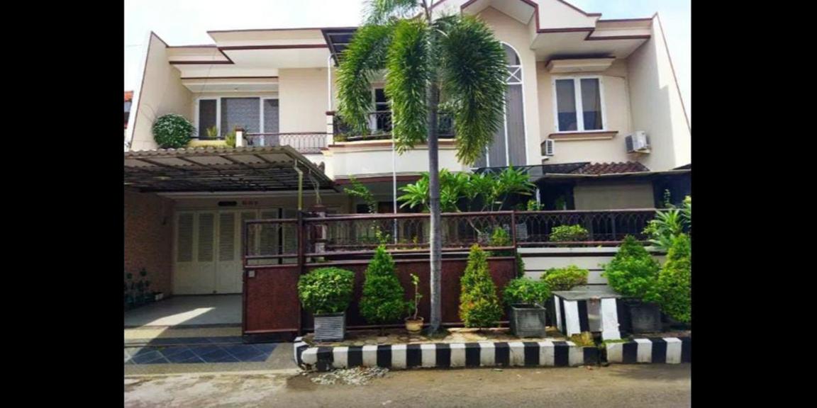 Rumah Mewah Rungkut Asri Daerah Rungkut Surabaya Rumah Mewah Rungkut Asri Daerah Rungkut Surabaya