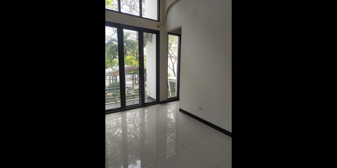 Rumah Minimalis Modern Lokasi Strategis di Kertomenanggal Gayungan Surabaya Selatan Rumah Minimalis Modern Lokasi Strategis di Kertomenanggal Gayungan Surabaya Selatan