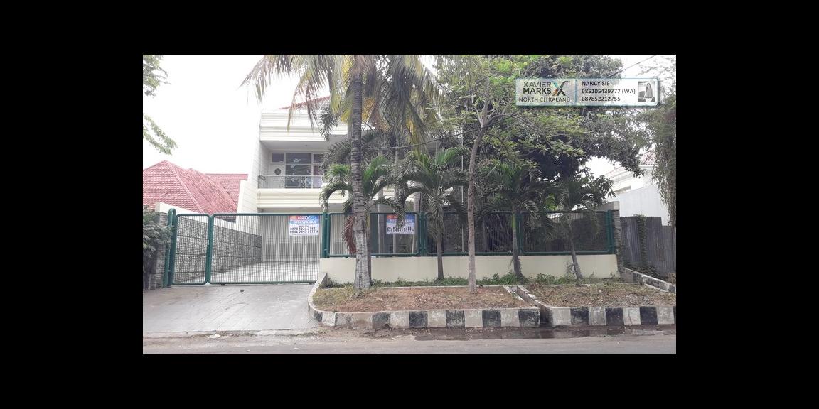 Rumah di Imam Bonjol, Tegalsari, Surabaya | Commercial Area and Top Location Rumah di Imam Bonjol, Tegalsari, Surabaya | Commercial Area and Top Location