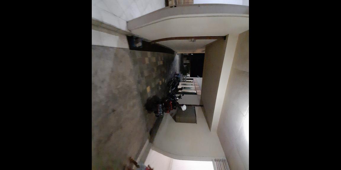 RUMAH UNTUK USAHA MADIUN KOTA STRATEGIS DI JALAN PROTOKOL RUMAH UNTUK USAHA MADIUN KOTA STRATEGIS DI JALAN PROTOKOL