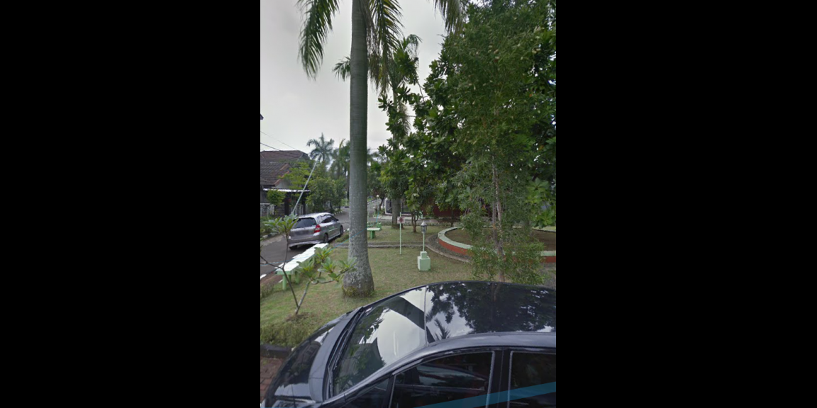 Rumah lama siap huni komplek area arcamanik kodya Bandung Rumah lama siap huni komplek area arcamanik kodya Bandung