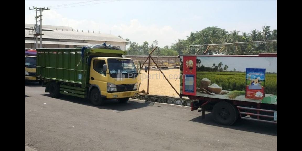 Dijual Gudang Kosong di Desa Ajung, Jember Dijual Gudang Kosong di Desa Ajung, Jember