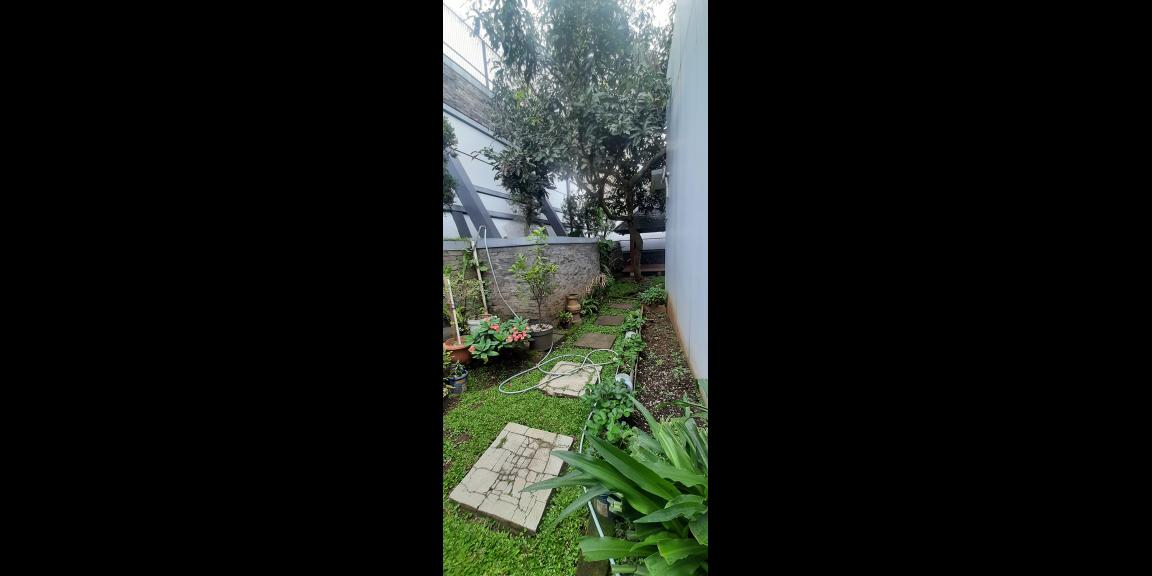 RUMAH DUA LANTAI GAYA KONTEMPORER SIAP HUNI DI DAGO ASRI KOTA BANDUNG RUMAH DUA LANTAI GAYA KONTEMPORER SIAP HUNI DI DAGO ASRI KOTA BANDUNG