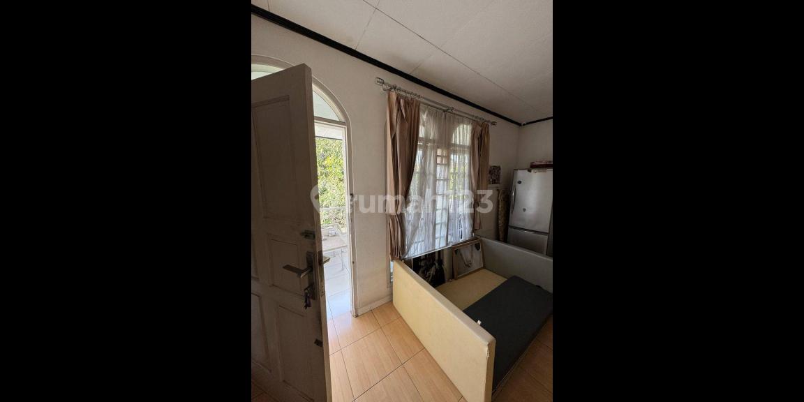 Dijual Rumah 2 Lantai di Golf Barat, Kota Bandung Dijual Rumah 2 Lantai di Golf Barat, Kota Bandung