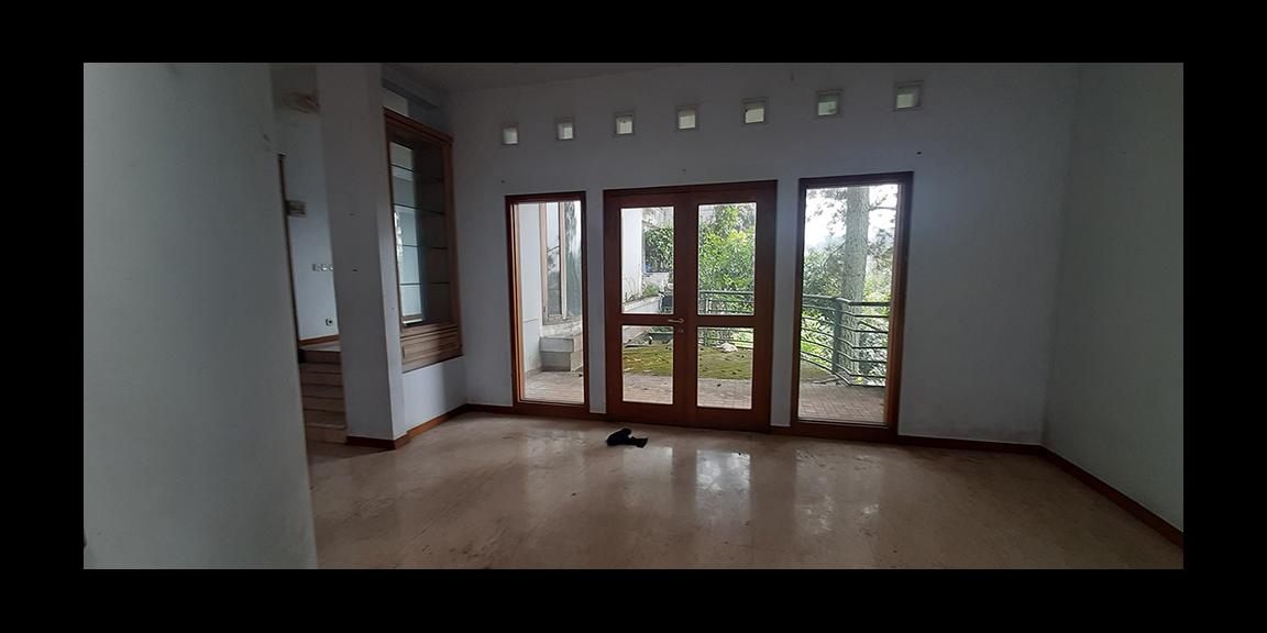 VILLA MODERN VIEW KOTA BANDUNG DI KAWASAN DAGO VILLA MODERN VIEW KOTA BANDUNG DI KAWASAN DAGO