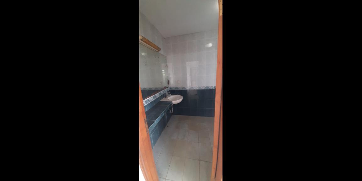 RUMAH 3 LANTAI DENGAN ROOFTOP VIEW KOTA BANDUNG KAWASAN DAGO BANDUNG RUMAH 3 LANTAI DENGAN ROOFTOP VIEW KOTA BANDUNG KAWASAN DAGO BANDUNG