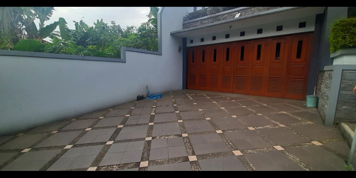 RUMAH DUA LANTAI GAYA KONTEMPORER SIAP HUNI DI DAGO ASRI KOTA BANDUNG RUMAH DUA LANTAI GAYA KONTEMPORER SIAP HUNI DI DAGO ASRI KOTA BANDUNG