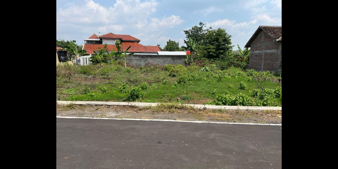 Tanah Hook Timur Waduk Lalung 990m Karanganyar Tanah Hook Timur Waduk Lalung 990m Karanganyar