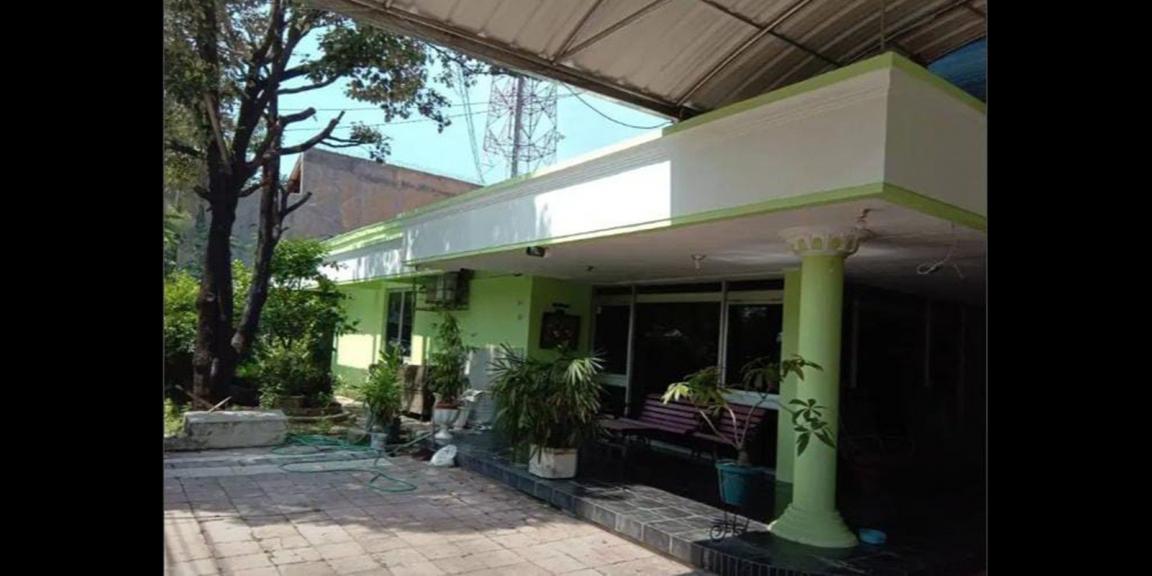 Jual Rumah Mewah Jemursari Utara daerah Wonocolo Jual Rumah Mewah Jemursari Utara daerah Wonocolo