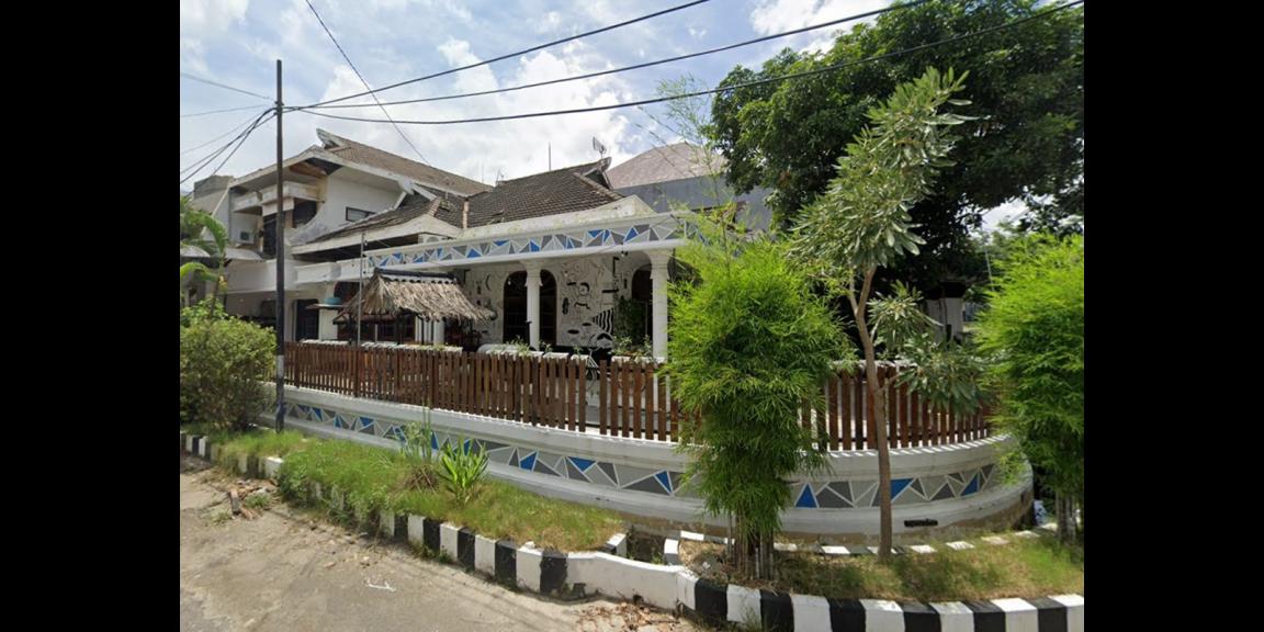 Rumah Mewah Hook di Kertajaya Indah Daerah Manyar Rumah Mewah Hook di Kertajaya Indah Daerah Manyar