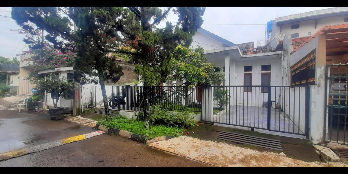 RUMAH AMERICAN CLASSIC DI ARCAMANIK BANDUNG RUMAH AMERICAN CLASSIC DI ARCAMANIK BANDUNG