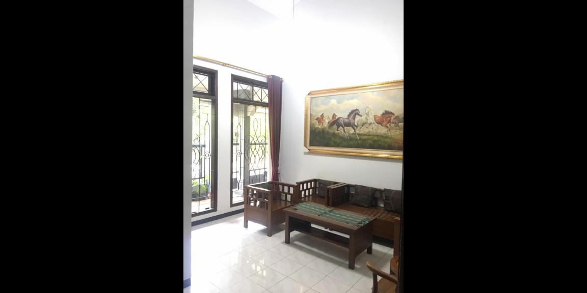 Jual Rumah Mewah 2 Lantai kawasan Pucang Anom Surabaya Jual Rumah Mewah 2 Lantai kawasan Pucang Anom Surabaya