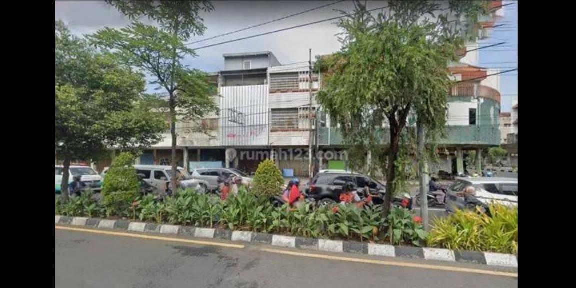 Jual 2 Ruko 3 & 3.5 Lantai di Genteng Surabaya Termurah di Surabaya Jual 2 Ruko 3 & 3.5 Lantai di Genteng Surabaya Termurah di Surabaya