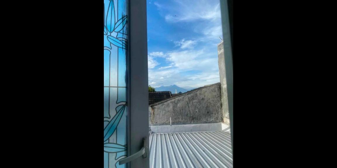 Rumah Minimalis Siap Huni di Perumahan Istana Mentari Sidoarjo Kota Rumah Minimalis Siap Huni di Perumahan Istana Mentari Sidoarjo Kota