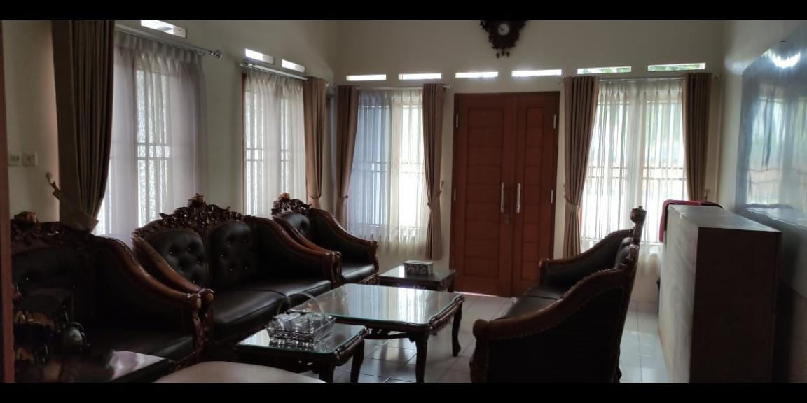 RUMAH COCOK UNTUK VILLA ATAU GUEST HOUSE DI JL. KOLONEL MASTURI CIMAHI RUMAH COCOK UNTUK VILLA ATAU GUEST HOUSE DI JL. KOLONEL MASTURI CIMAHI