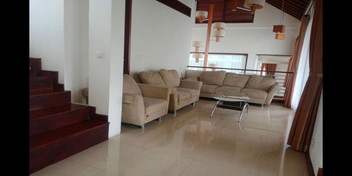 RUMAH FULL FURNISH VIEW KOTA BANDUNG DENGAN SWIMMING POOL DI RESORT DAGO PAKAR RUMAH FULL FURNISH VIEW KOTA BANDUNG DENGAN SWIMMING POOL DI RESORT DAGO PAKAR