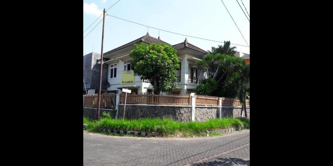 Jual Rumah Kosong Strategis di Tenggilis Utara Surabaya Jual Rumah Kosong Strategis di Tenggilis Utara Surabaya