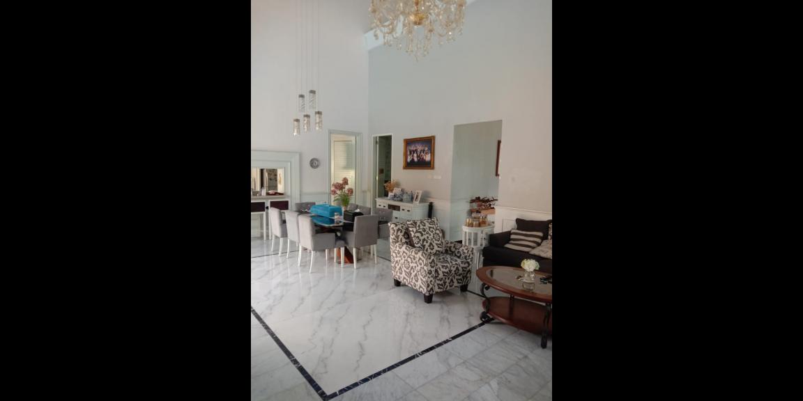 Rumah Baru Mewah Model Belanda Di Kota Baru Jogjakarta Rumah Baru Mewah Model Belanda Di Kota Baru Jogjakarta