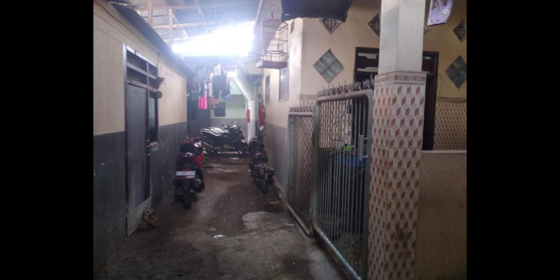 DIJUAL MURAH TOKO + RUMAH INDUK + KOST 25 KAMAR + Lokasi SAMBIKEREP SURABAYA BARAT DIJUAL MURAH TOKO + RUMAH INDUK + KOST 25 KAMAR + Lokasi SAMBIKEREP SURABAYA BARAT