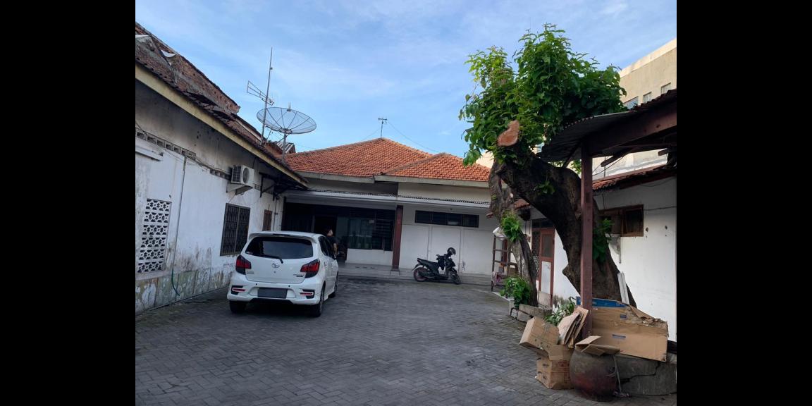 Dijual Cepat Rumah dan Gudang di Pesapen Kali Surabaya Dijual Cepat Rumah dan Gudang di Pesapen Kali Surabaya