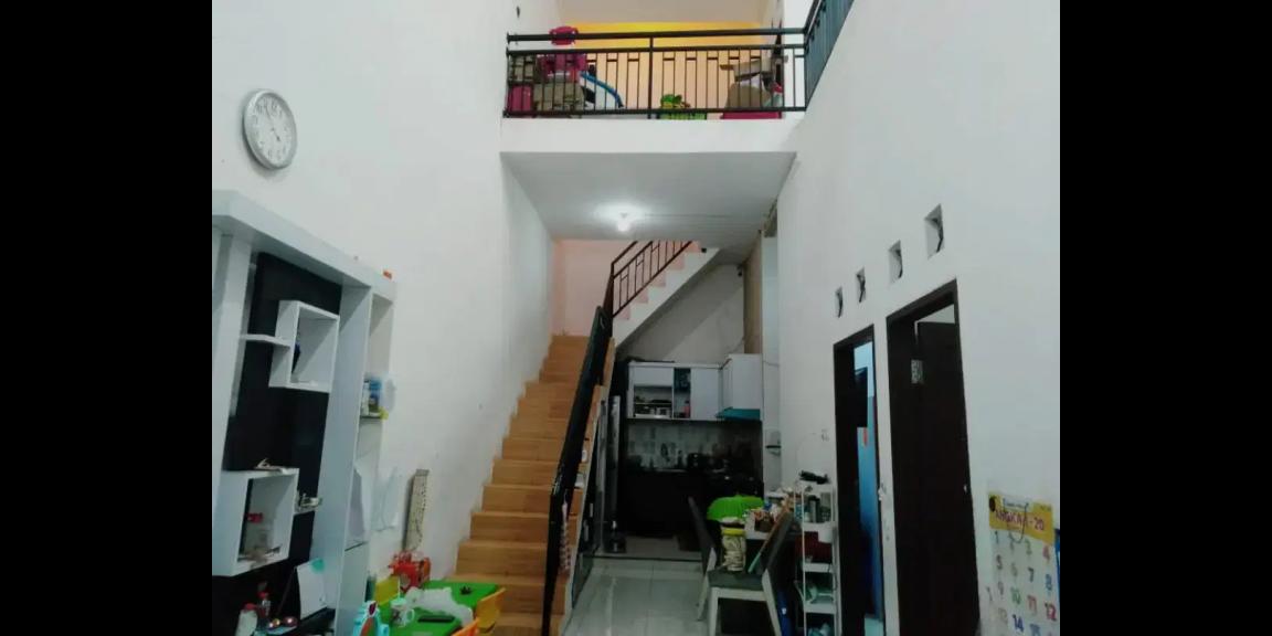 Jual Rumah Bagus SHM di Jalan Wiguna Timur Surabaya Jual Rumah Bagus SHM di Jalan Wiguna Timur Surabaya