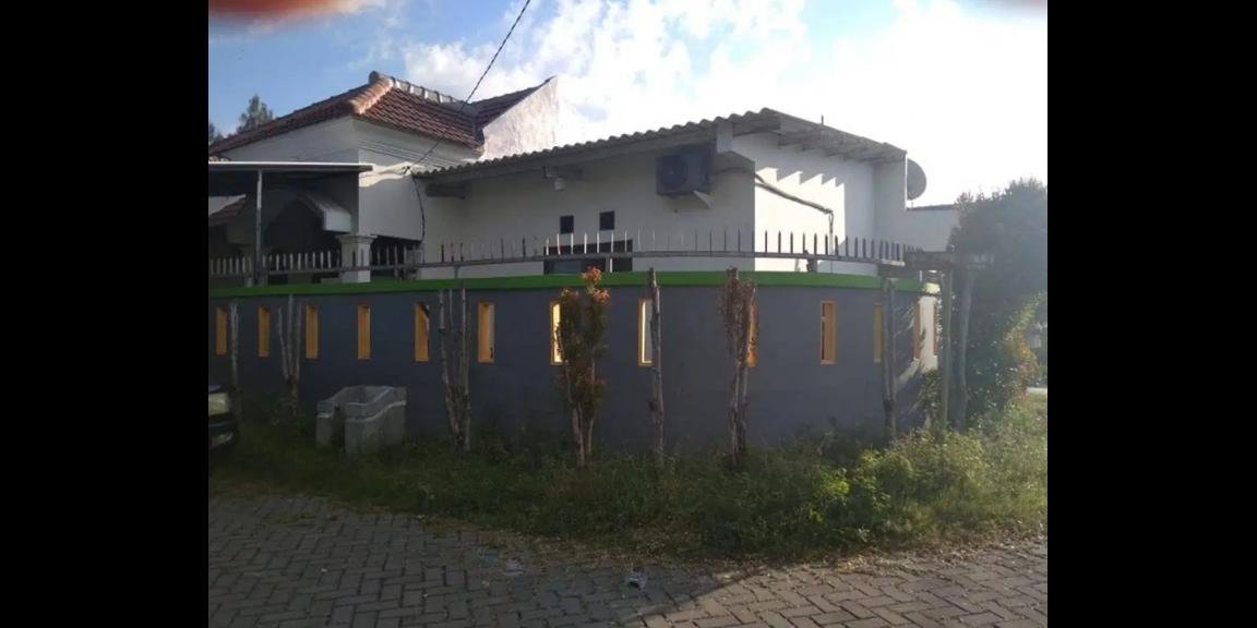 Rumah Siap Huni di Perumahan Pondok Wiguna Regency Surabaya Rumah Siap Huni di Perumahan Pondok Wiguna Regency Surabaya