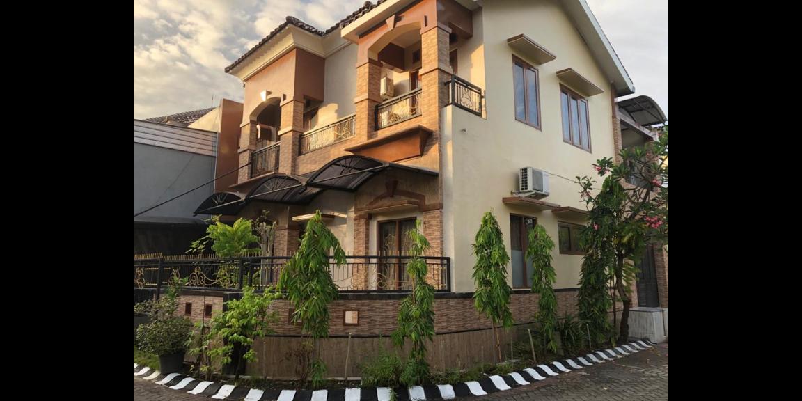 Rumah Mewah Perumahan Kebonsari Regency Jambangan Rumah Mewah Perumahan Kebonsari Regency Jambangan