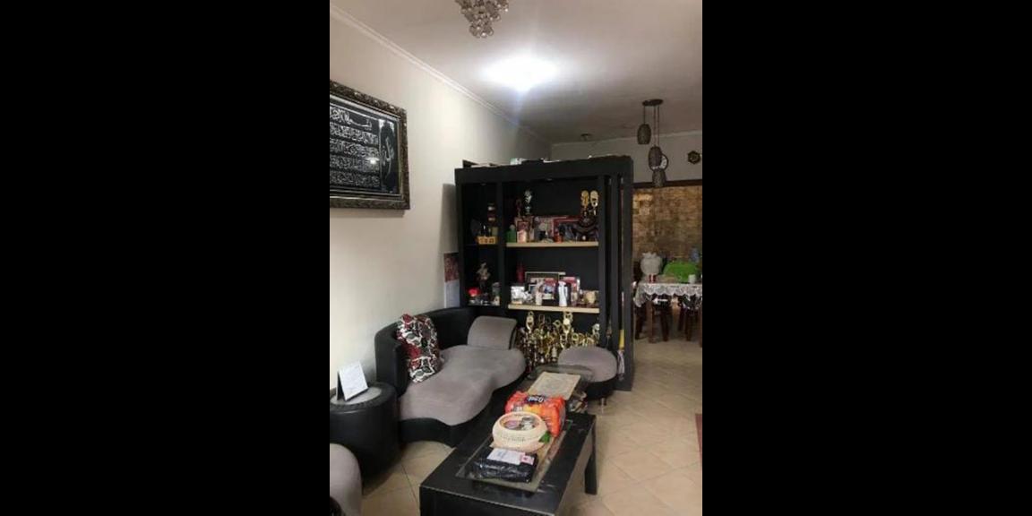 Jual Rumah Mewah Wiguna Tengah Regency Surabaya Jual Rumah Mewah Wiguna Tengah Regency Surabaya