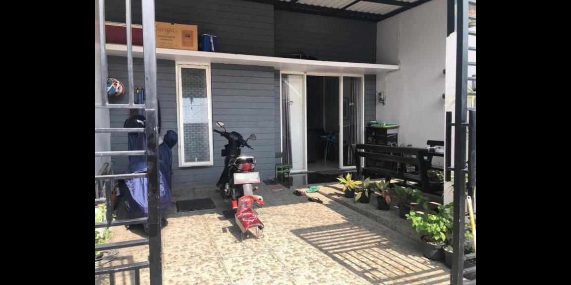 Rumah Bagus Sangat Murah di Perumahan Juanda Mansion Sidoarjo Rumah Bagus Sangat Murah di Perumahan Juanda Mansion Sidoarjo