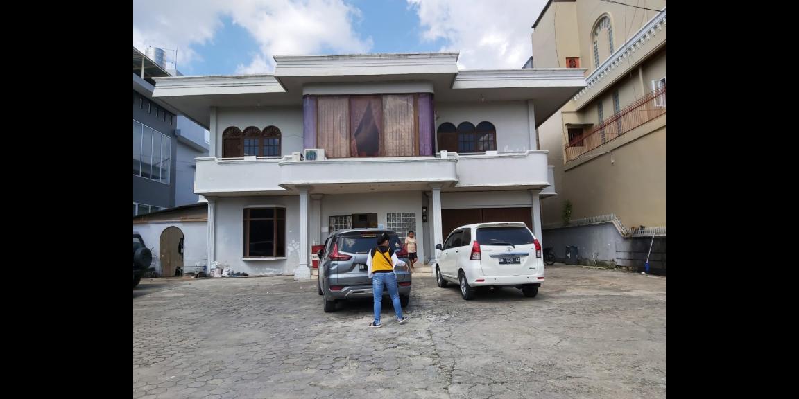 DISEWAKAN RUMAH DUA LANTAI KUANTAN DUA DISEWAKAN RUMAH DUA LANTAI KUANTAN DUA