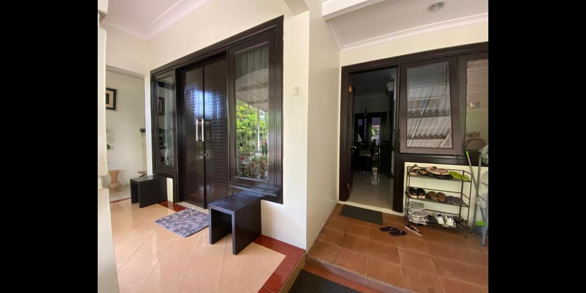 Jual Rumah Strategis 2 Lantai di Jemursari Regency daerah Tenggilis Surabaya Jual Rumah Strategis 2 Lantai di Jemursari Regency daerah Tenggilis Surabaya